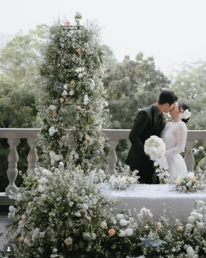 Dekorasi Pernikahan Elegan